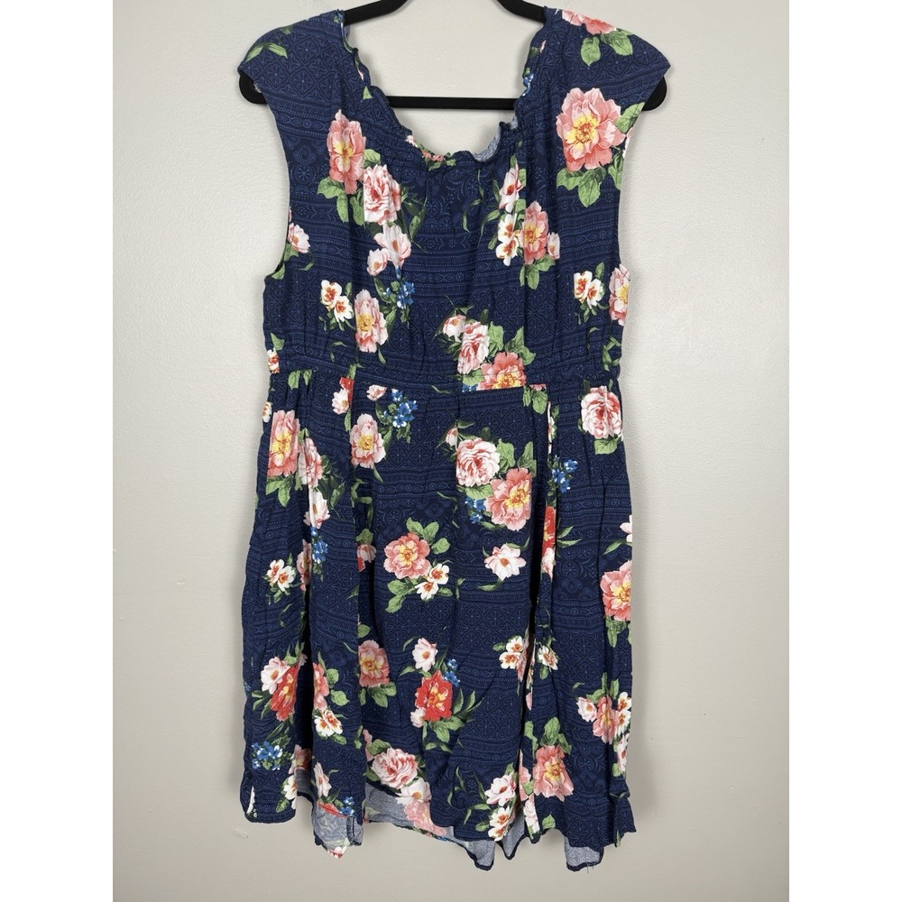 Torrid Floral Dress Navy Pink Fit Flare Plus Size 1X Boho Summer‎ V-Neck Casual - Picture 2 of 8